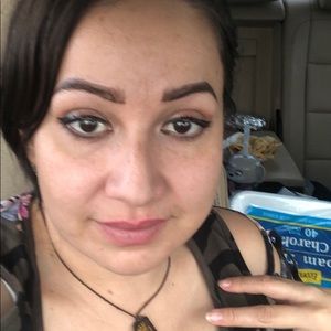 Meet your Posher, Veronica